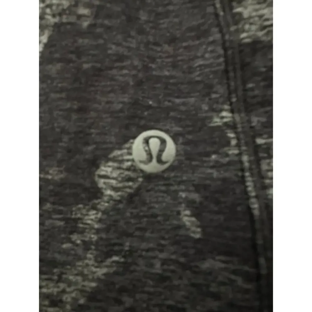 Lululemon Warm Stabilizer 1/2 Zip Hoodie Incognito Camo HTR Black size 6
